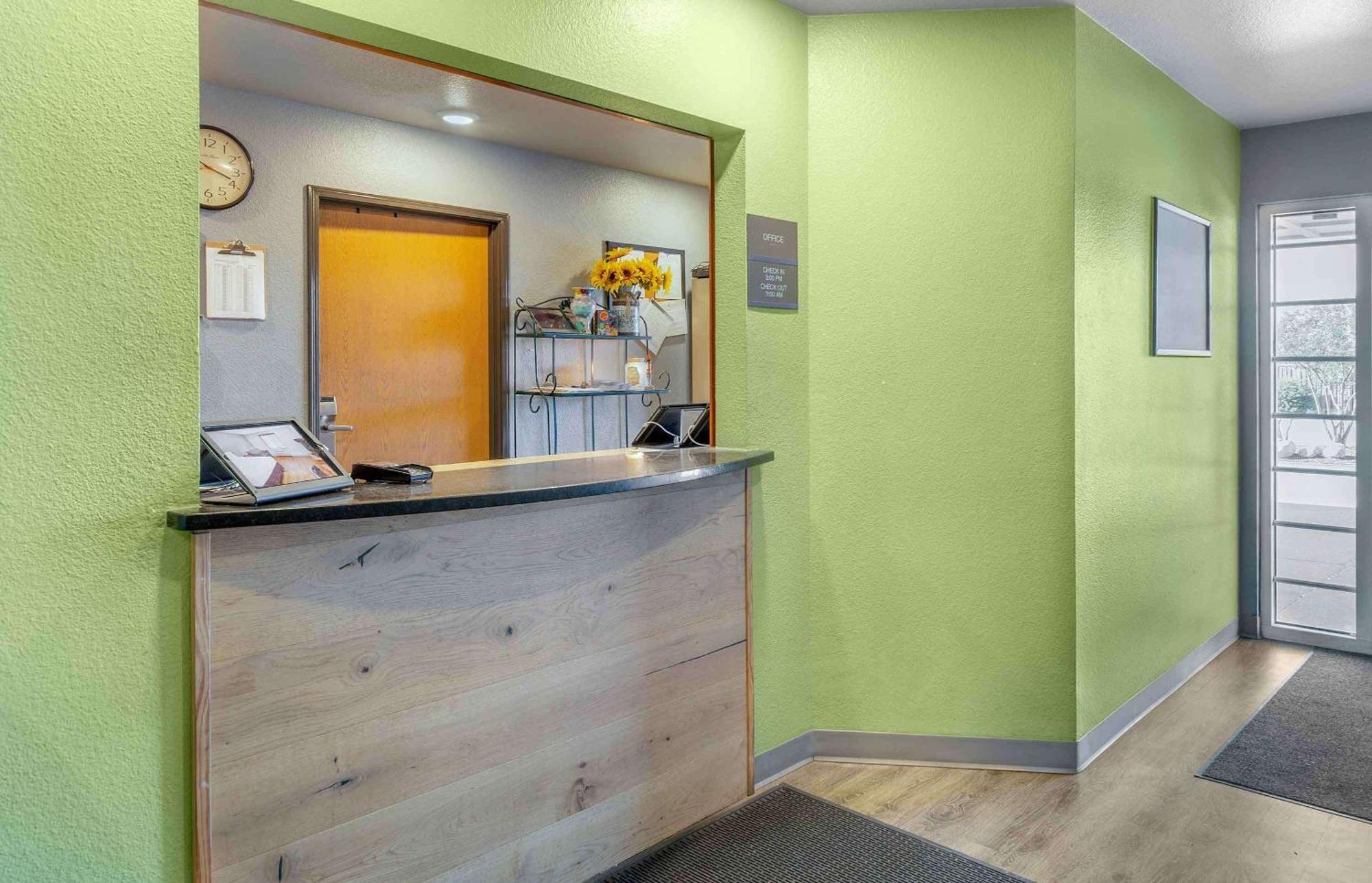 Extended Stay America Select Suites - Wilmington - West 외부 사진